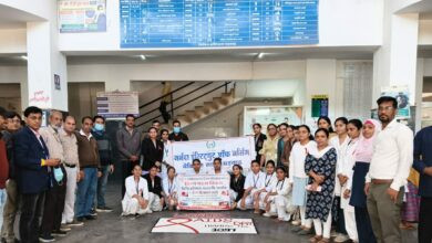 बड़वाह। शासकीय अस्पताल में मनाया विश्व एड्स दिवस... इस वर्ष की थीम रही 'बाधाओं पर विजय, एड्स प्रतिक्रिया में परिवर्तन”.... 2 IMG 20251201 WA0004 1