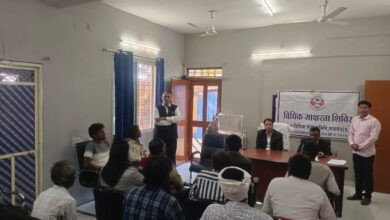 बड़वाह। एचआईवी एड्स दिवस सप्ताह अतंर्गत जागरूकता शिविर आयोजित... 3 IMG 20251209 WA0014