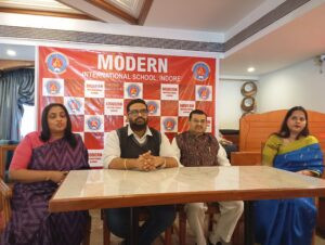 मॉडर्न इंटरनेशनल स्कूल के छात्र "क्वांटम ब्रेन परेड" में विश्व रिकॉर्ड बनाने के लिए तैयार* 4 IMG 20251213 150248