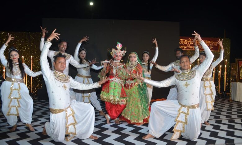 महिला संगीत एवं फूलों की होली से हुआ अग्रसेन महासभा के सामूहिक विवाह का शुभारंभ 1 IMG 20260213 WA0070