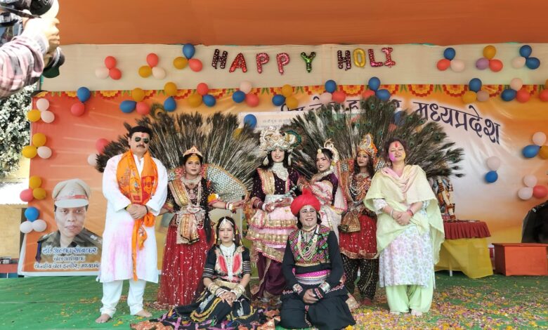 केंद्रीय जेल इंदौर में होली उत्सव धूमधाम से मनाया 1 IMG 20260304 WA0048